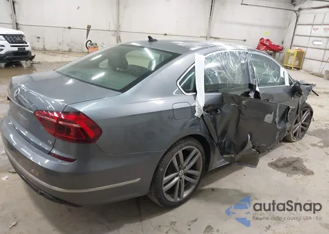 2017 Volkswagen Passat 1.8T R-Line from USA, damaged, VIN 1VWDT7A35HC052564